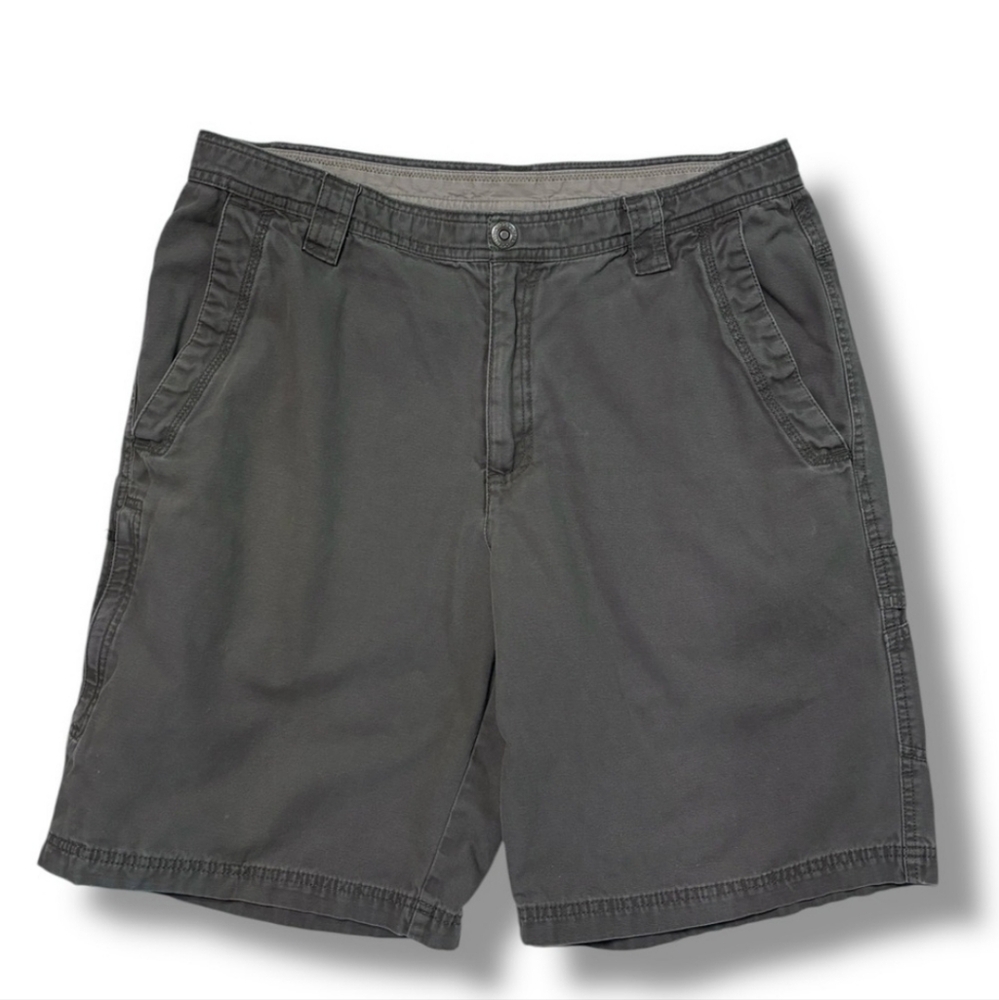 COLUMBIA Grey Omni Shield Flat Front Cargo Shorts 11”VINTAGE
